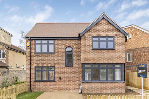Perne Road, Cambridge CB1 3 bed detached house for sale