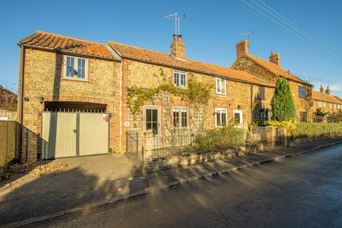 Docking Road, Sedgeford 4 bed cottage for sale