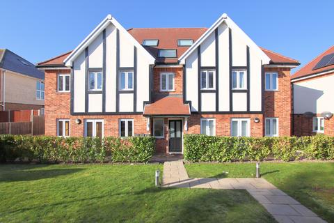 Orchard Way, Shirley 3 bed flat for sale