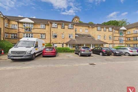 Earls Meade, Luton LU2 1 bed flat for sale