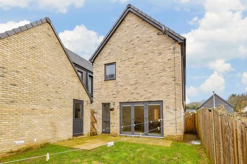 Celandine Way, Newhaven, East Sussex 3 bed detached house for sale