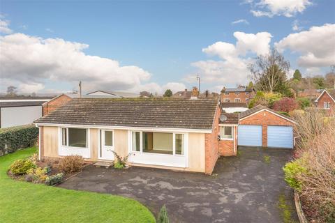 Saunders Close, Ludlow 3 bed detached bungalow for sale