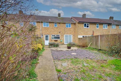 THORNHILL! NO FORWARD CHAIN! GENEROUS... 3 bed terraced house for sale