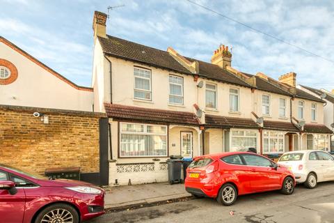 Penshurst Road, Thornton Heath, CR7 3 bed end of terrace house for sale