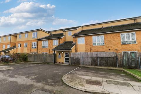 Collinson Court, EN3 1 bed flat for sale