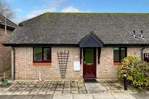 Station Road, East Preston... 2 bed apartment for sale