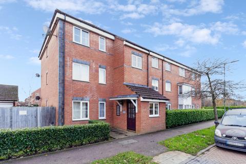 Sir John Newsom Way, Welwyn Garden City 1 bed ground floor flat for sale