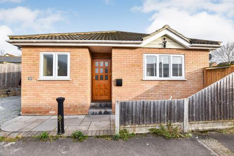 High Road, Benfleet 1 bed detached bungalow for sale