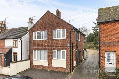 Paddock Road, Buntingford 2 bed maisonette for sale