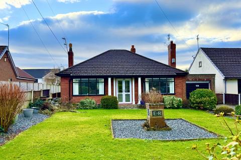 Higher Lane, Rainford 2 bed detached house for sale