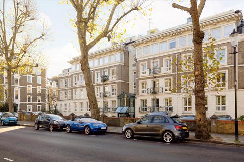 Ladbroke Terrace, London, W11 1 bed flat for sale