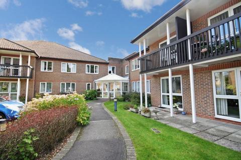 Fernlea Avenue, Ferndown BH22 1 bed retirement property for sale