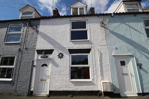 Chapel Street, Bridlington YO15 2 bed terraced house for sale