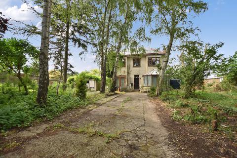 Evelyn Road, Chelmsford CM3 6 bed detached house for sale