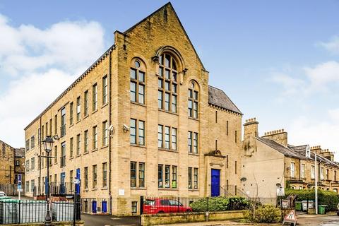 Water Street, West Yorkshire HD1 1 bed apartment for sale