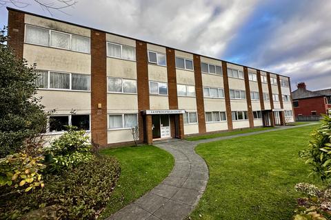Springfield Court, Blackpool FY3 2 bed apartment for sale