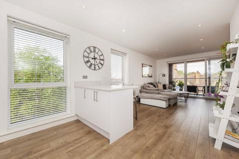 Valley Road, London SW16 2 bed flat for sale