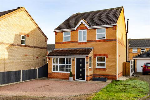 Headingley Avenue, Bottesford 3 bed detached house for sale