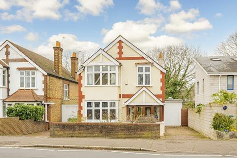 Uxbridge Road, Hampton TW12 5 bed detached house for sale