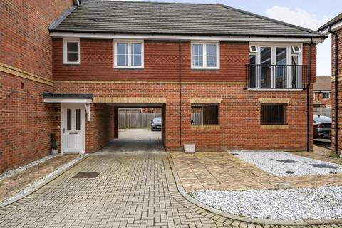 Blackwater,  Camberley,  GU17 2 bed maisonette for sale