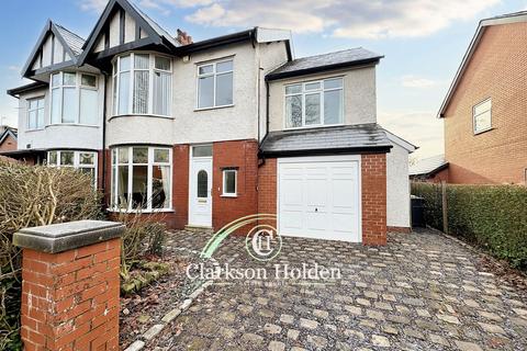 5 bedroom semi-detached house for sale