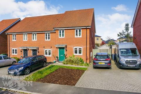 2 bedroom semi-detached house for sale