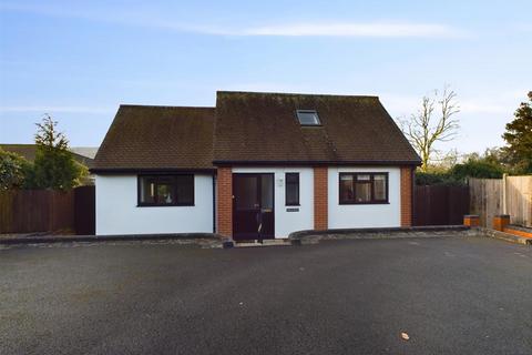 Henley Bank Lane, Brockworth, Gloucester 2 bed detached house for sale