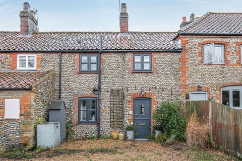 Thornage 2 bed cottage for sale
