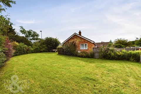 Church Close, Norwich NR14 3 bed detached bungalow for sale