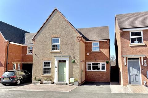 Haslingden Crescent, LOWER GORNAL... 3 bed detached house for sale