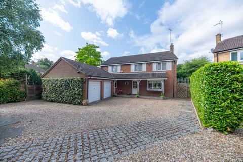 Wengeo Lane, Ware SG12 5 bed detached house for sale