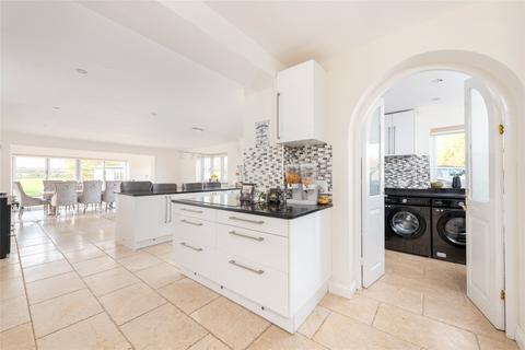 Thorncote Green, Hatch, Sandy... 5 bed detached house for sale
