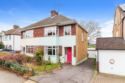 Osbourne Avenue, Kings Langley, WD4 3 bed semi