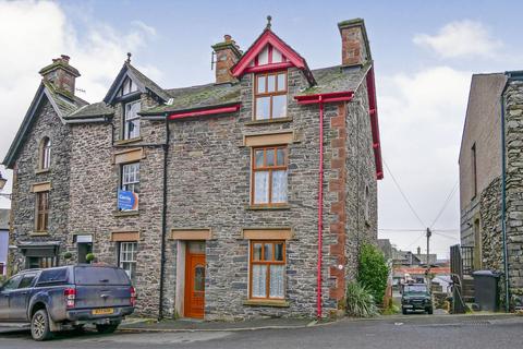 Market Street, Broughton