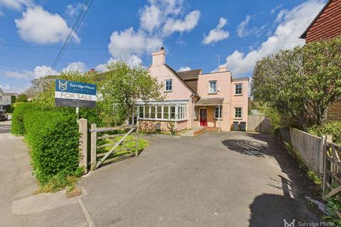 Peelings Lane, Pevensey BN24 4 bed detached house for sale