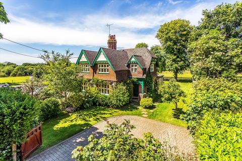 Dog Kennel Green, Ranmore Common... 3 bed semi