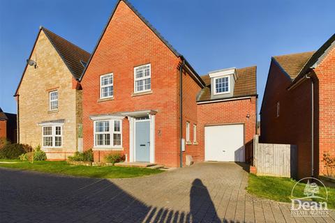 Caudwell Close, Coleford 4 bed detached house for sale