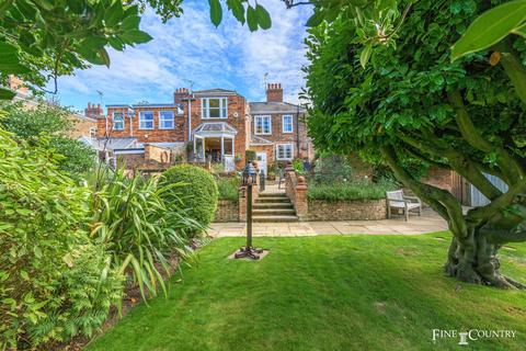 Spalding 4 bed townhouse for sale
