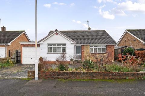 Denbeigh Drive, Tonbridge, TN10 3PW 3 bed detached bungalow for sale