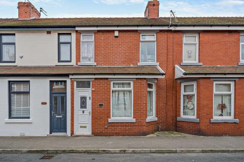 Gordon Road, Fleetwood, FY7 3 bed terraced house for sale