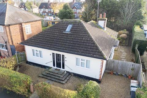 Chesterfield Drive, Burton Joyce NG14 3 bed bungalow for sale