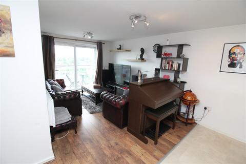 Broughton Lane, Salford M7 2 bed apartment for sale