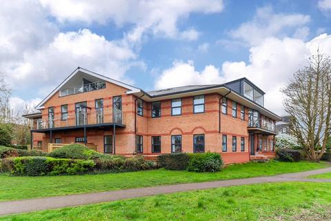 Crosby House, Bourne End SL8 1 bed apartment for sale