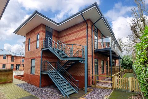 Crosby House, Bourne End SL8 1 bed apartment for sale