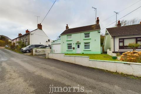 Cwmplysgog, Cilgerran, Cardigan 2 bed detached house for sale