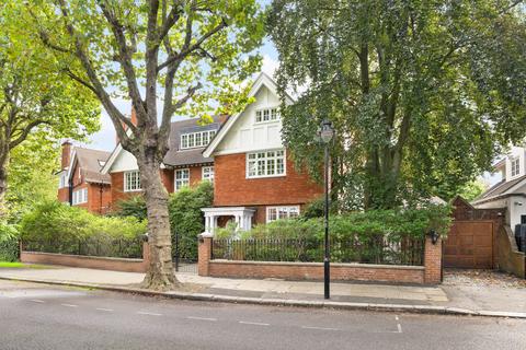 Wadham Gardens, London NW3 5 bed house for sale