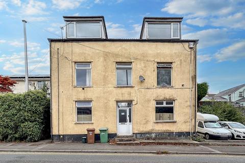Commercial Road, Machen, CF83 1 bed flat for sale