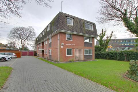 Bassett, Southampton 2 bed apartment for sale