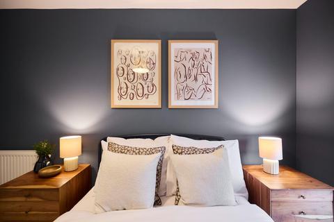 Waterside Way, London, N17 2 bed apartment for sale