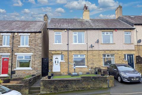 LEE STREET, BRIGHOUSE HD6 3 bed end of terrace house for sale